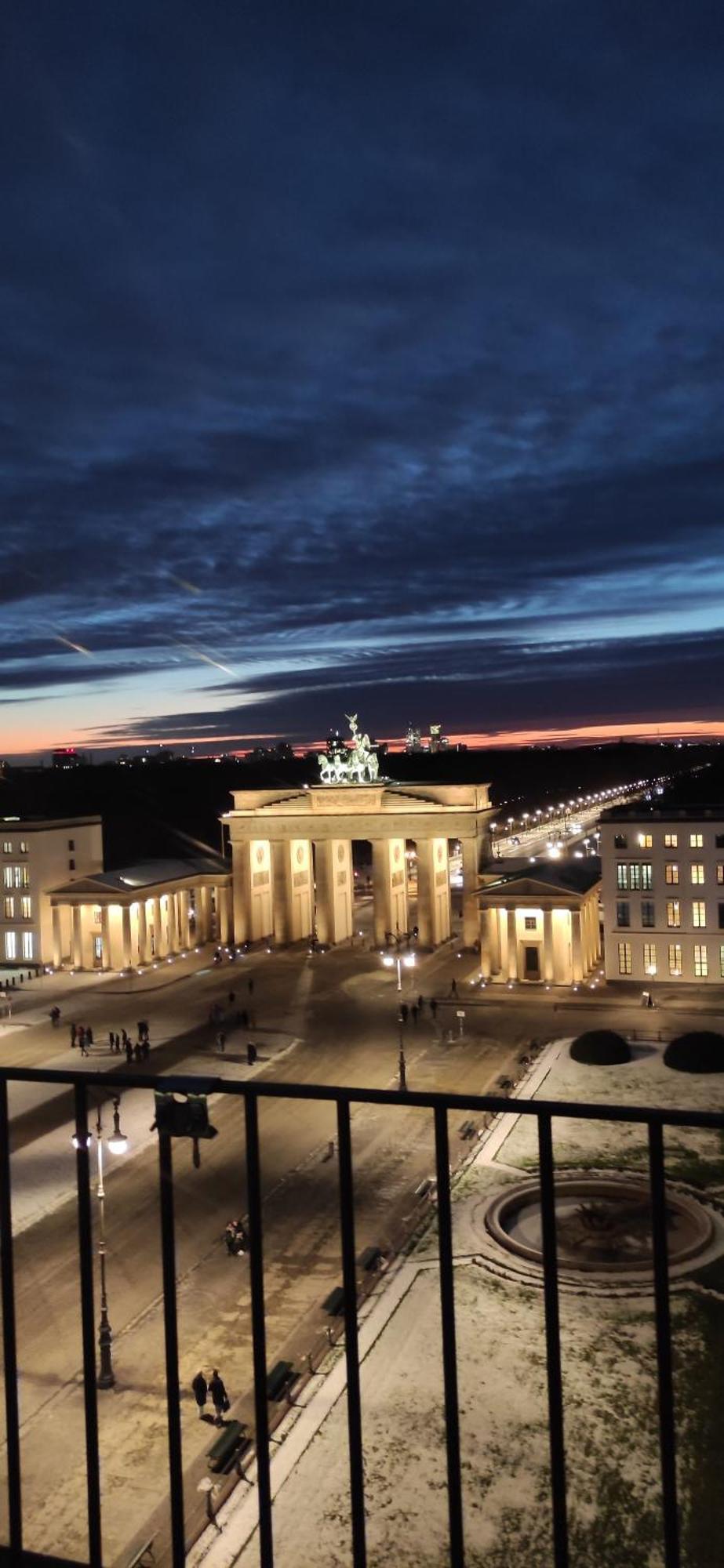 Nexliving Berlin Brandenburger Tor Aparthotel Exterior photo